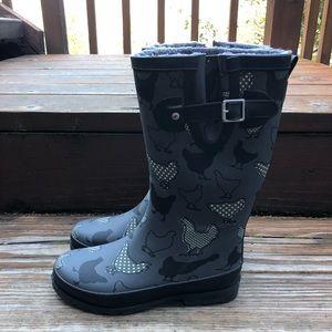 Western chief rain boots black 7 7.5 chicken print NWOT
